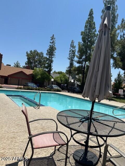 14002 N 49th Ave Unit 1021, Glendale, AZ 85306 - view of community pool