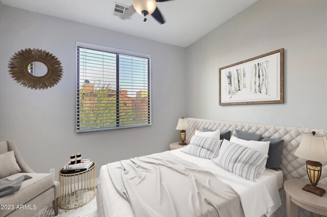 bedroom with ceiling fan