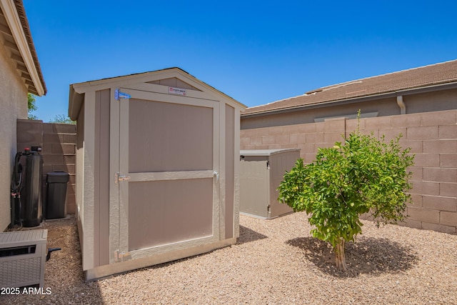 5735 S Cloverdale Ln, Gilbert, AZ 85298 - view of shed