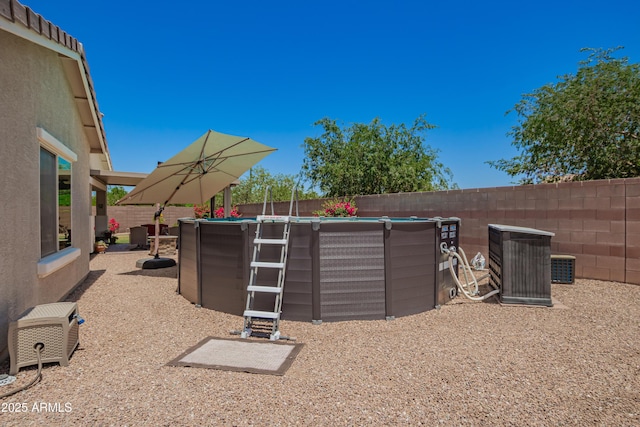 5735 S Cloverdale Ln, Gilbert, AZ 85298 - view of fenced backyard