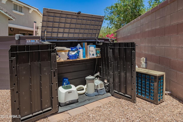 5735 S Cloverdale Ln, Gilbert, AZ 85298 - view of patio featuring pet washing area