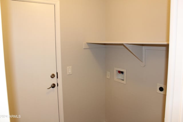 laundry room featuring hookup for an electric dryer and hookup for a washing machine