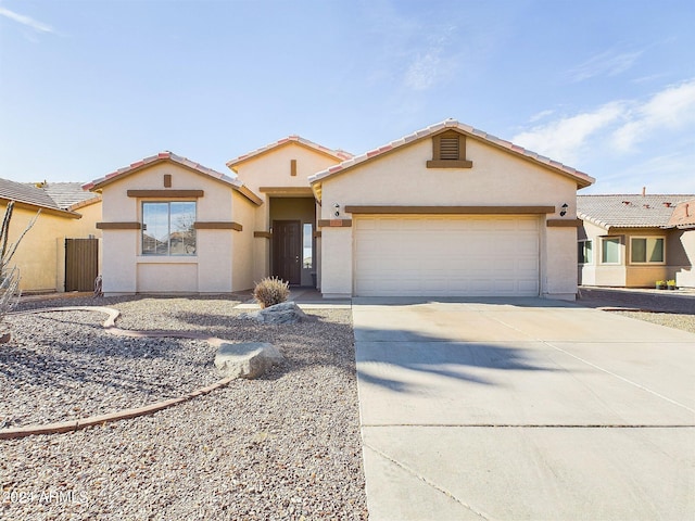 view of front facade with a garage