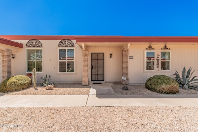 view of front of property