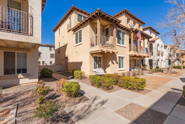 view of front of property featuring stucco siding