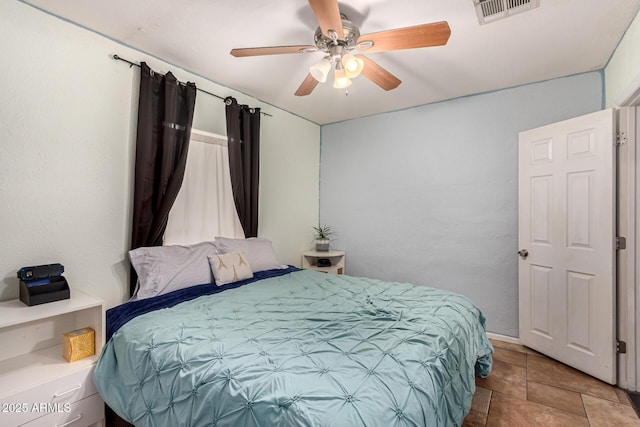 2802 E Virginia Ave, Phoenix, AZ 85008 - bedroom featuring a ceiling fan