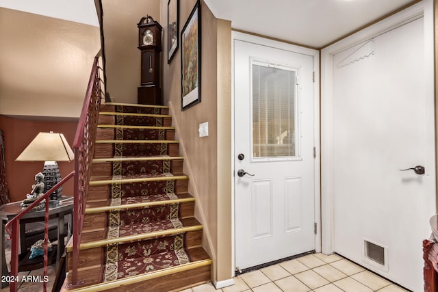 view of tiled entryway