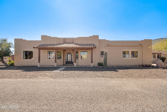 2731 W Desert Ranch Rd, Phoenix, AZ 85086 - southwest-style home with stucco siding