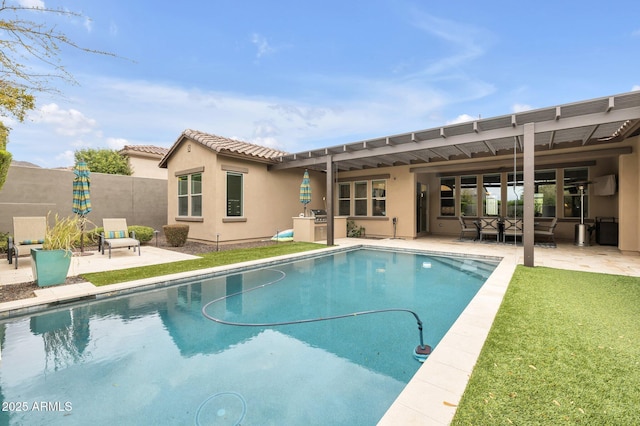 10886 N 137th St, Scottsdale, AZ 85259 - view of swimming pool featuring a fenced in pool, a patio, a yard, and fence