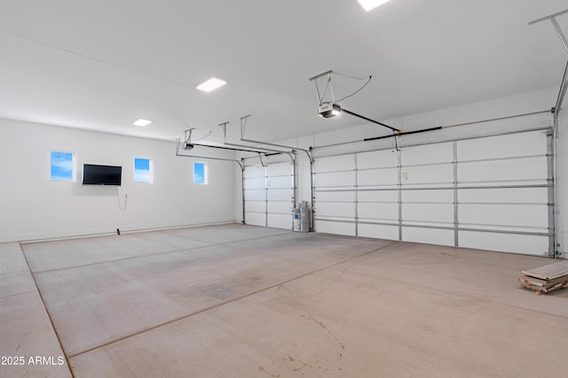 2083 W Lincoln Ct, San Tan Valley, AZ 85144 - garage featuring a garage door opener