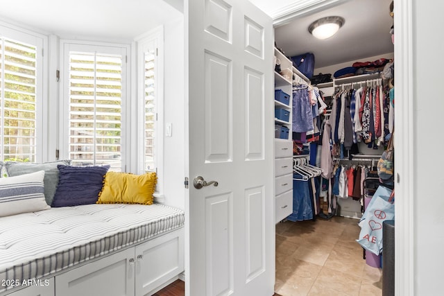 4710 N 33rd Pl, Phoenix, AZ 85018 - view of spacious closet