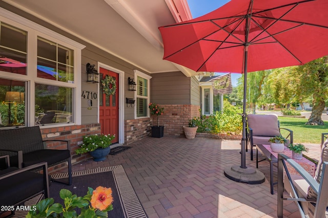 4710 N 33rd Pl, Phoenix, AZ 85018 - view of porch