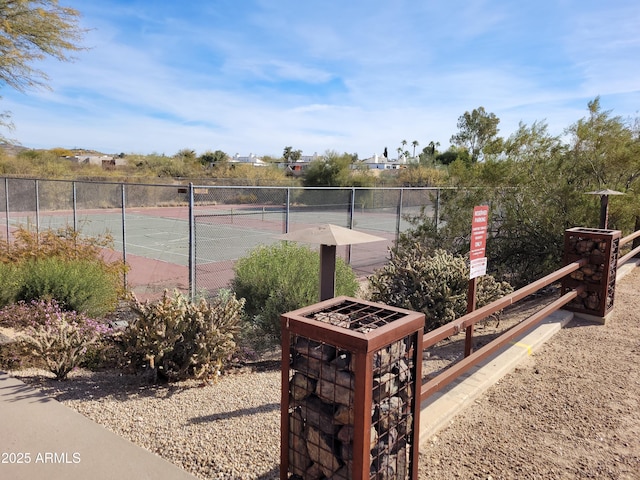 7402 E Carefree Dr Unit 319, Carefree, AZ 85377 - view of tennis court