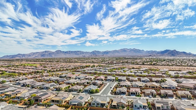 bird's eye view featuring a mountain view