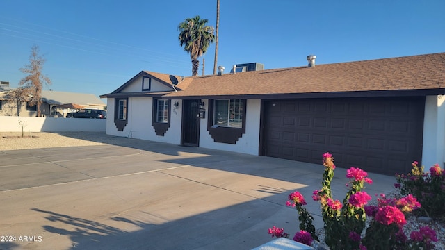 view of front of house featuring a garage