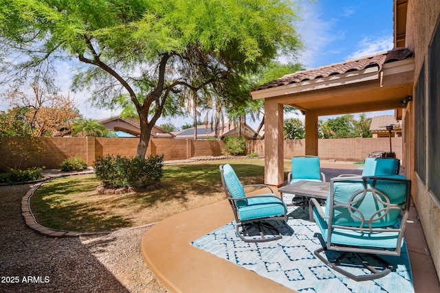 300 W Cardinal Way, Chandler, AZ 85286 - fenced backyard with a patio