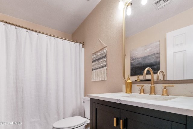 300 W Cardinal Way, Chandler, AZ 85286 - full bathroom with toilet, vanity, and curtained shower