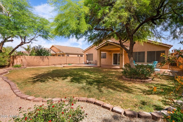 300 W Cardinal Way, Chandler, AZ 85286 - view of yard with a patio area