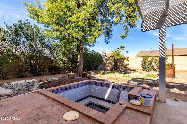 view of swimming pool