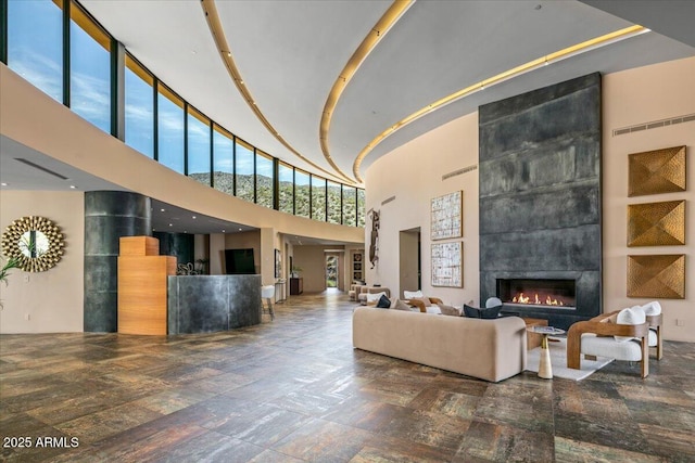 43105 N 102nd St, Scottsdale, AZ 85262 - lobby featuring visible vents
