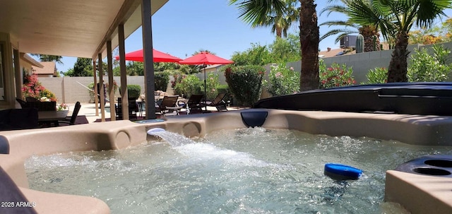 4617 E Emile Zola Ave, Phoenix, AZ 85032 - view of swimming pool featuring a hot tub, a fenced backyard, and a patio area