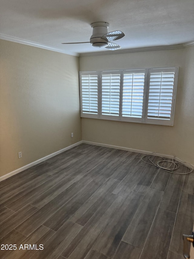 unfurnished room featuring dark wood-type flooring, ceiling fan, and ornamental molding