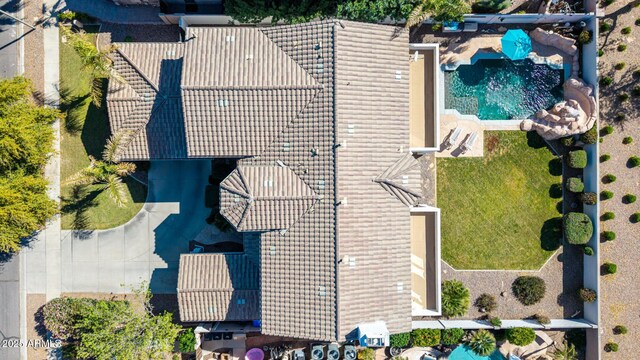 4497 E Carriage Way, Gilbert, AZ 85297 - aerial view of property and surrounding area with a pool