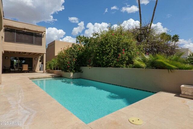 3033 E Claremont Ave, Phoenix, AZ 85016 - view of pool with a fenced in pool and a patio area