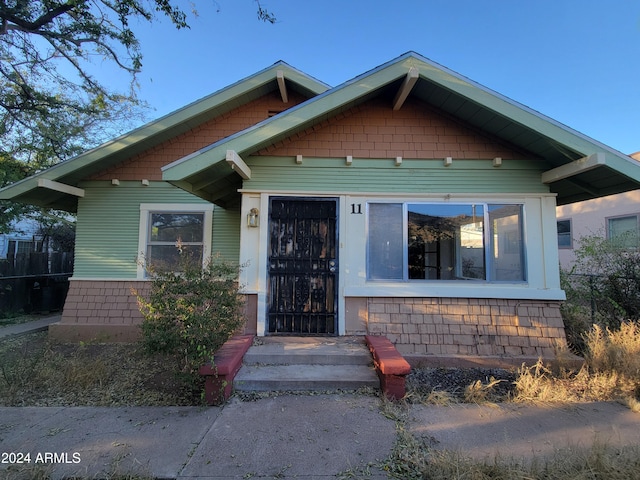 view of front of property