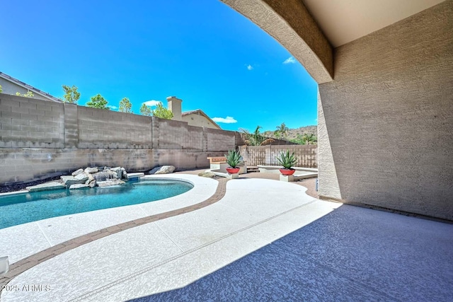 1623 E Runion Dr, Phoenix, AZ 85024 - view of swimming pool with a patio area and a fenced backyard
