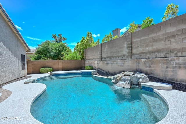 1623 E Runion Dr, Phoenix, AZ 85024 - view of swimming pool featuring a fenced backyard
