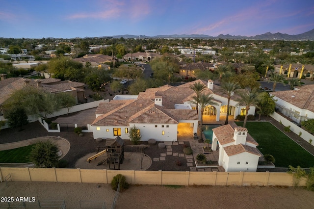 view of aerial view at dusk