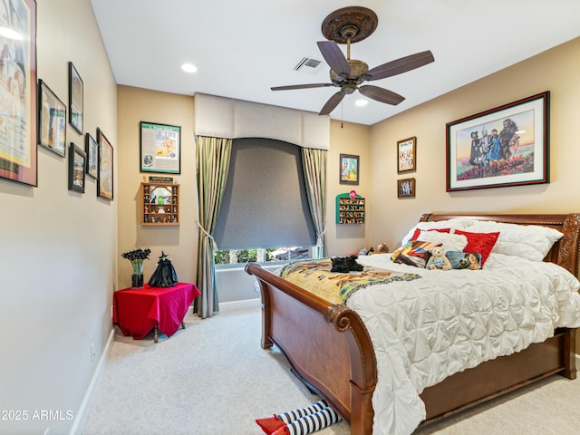 bedroom featuring ceiling fan, recessed lighting, light colored carpet, visible vents, and baseboards