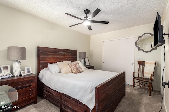 19230 N 5th St, Phoenix, AZ 85024 - carpeted bedroom featuring a textured ceiling and a ceiling fan