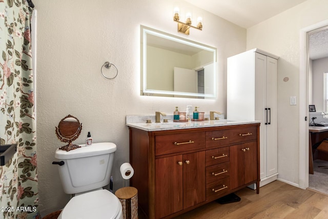 19230 N 5th St, Phoenix, AZ 85024 - bathroom with wood finished floors and double vanity