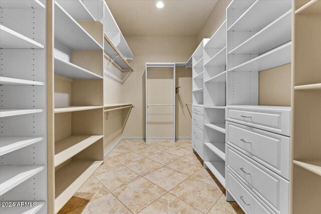 36908 N 19th St, Phoenix, AZ 85086 - view of spacious closet