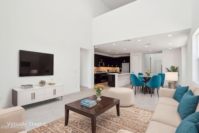 10253 E Ursula Ave, Mesa, AZ 85212 - living area with recessed lighting