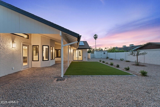 6228 E Blanche Dr, Scottsdale, AZ 85254 - view of yard featuring a patio area