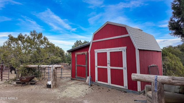 view of outbuilding