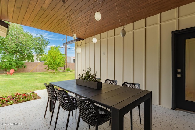 5612 N 9th St, Phoenix, AZ 85014 - view of patio with outdoor dining space