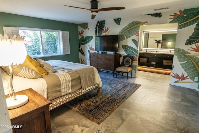 bedroom featuring ceiling fan