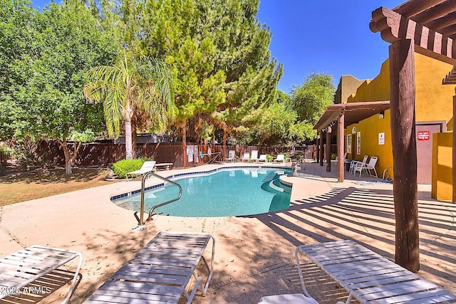 1718 W Colter St Unit 126, Phoenix, AZ 85015 - community pool featuring a patio and a fenced backyard