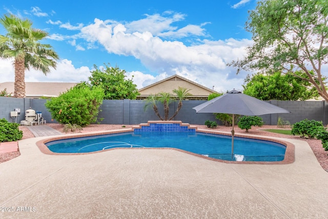 139 E Gail Dr, Gilbert, AZ 85296 - view of swimming pool featuring a patio area and a fenced backyard