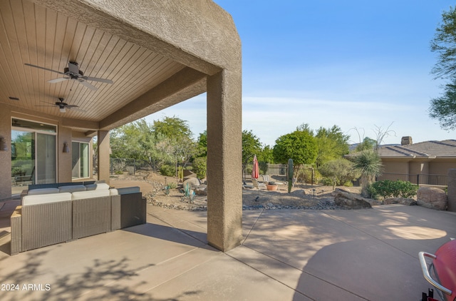 view of patio with ceiling fan