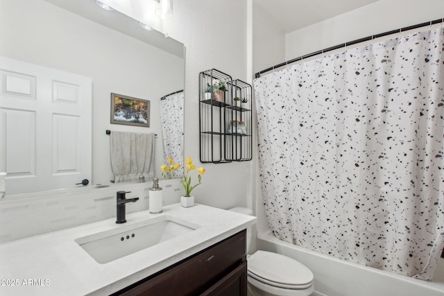 full bathroom featuring vanity, shower / bathtub combination with curtain, backsplash, and toilet