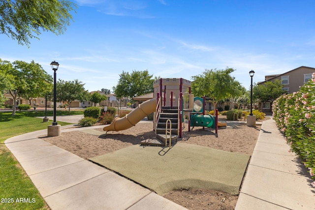 753 N Port Dr, Gilbert, AZ 85233 - communal playground with a residential view