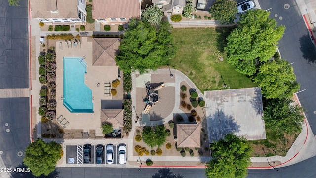 753 N Port Dr, Gilbert, AZ 85233 - bird's eye view of a pool area