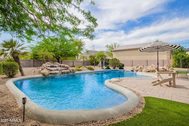 24916 N 80th Ln, Peoria, AZ 85383 - view of swimming pool featuring a patio area and fence
