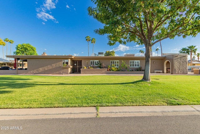 25225 S Glenburn Dr, Sun Lakes, AZ 85248 - ranch-style house with stucco siding and a front lawn