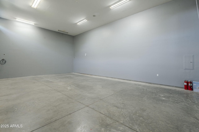 10033 W Jj Ranch Rd, Peoria, AZ 85383 - unfurnished room featuring concrete floors